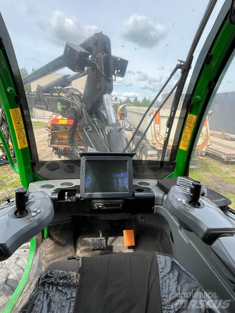 John Deere 1070E Харвестери