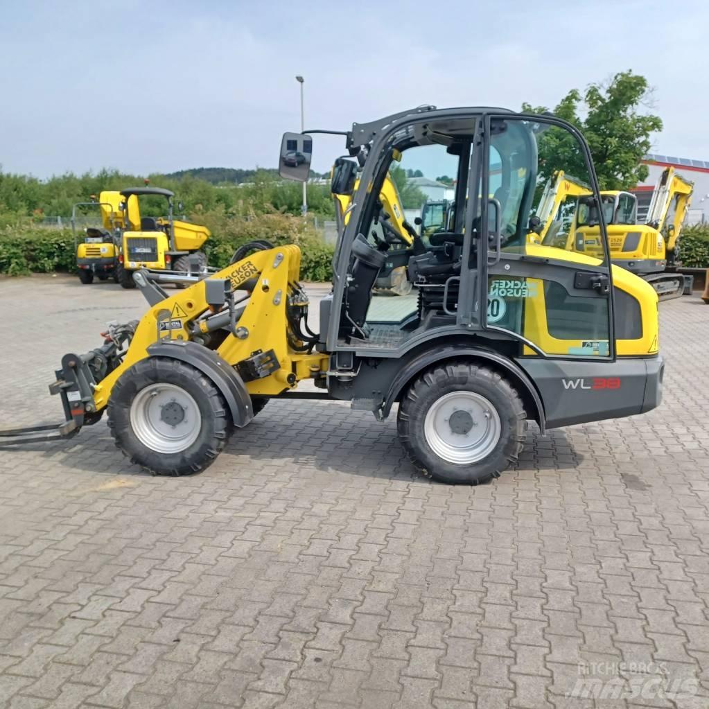 Wacker Neuson WL38 Колесни товарачи