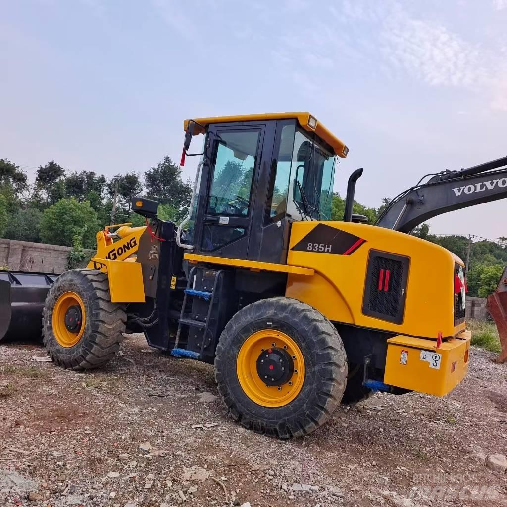 LiuGong 835H Колесни товарачи