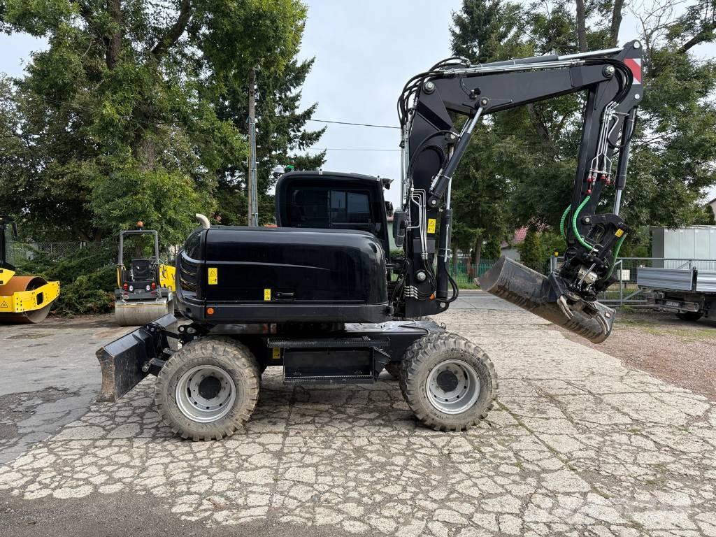 Yanmar B 110 W Колесни екскаватори