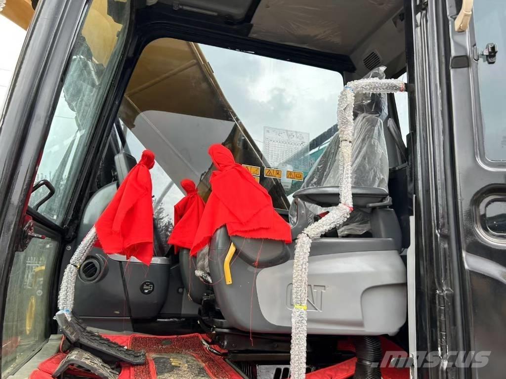 CAT 320 D Верижен екскаватор