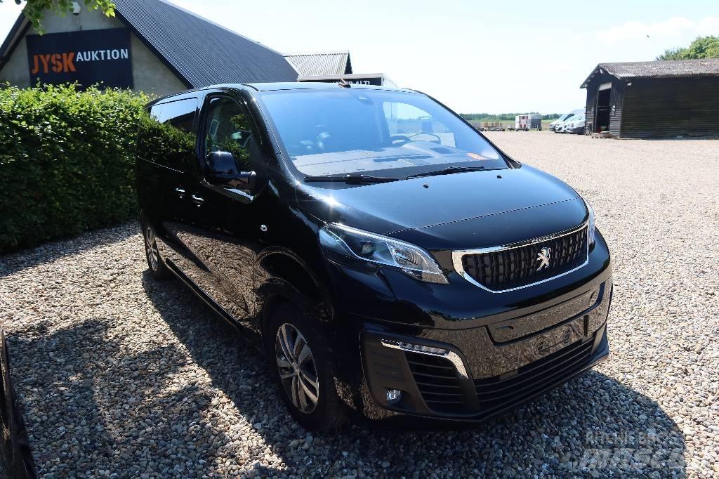 Peugeot E-Traveller Коли