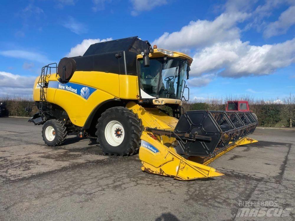 New Holland CX 780 Комбайни