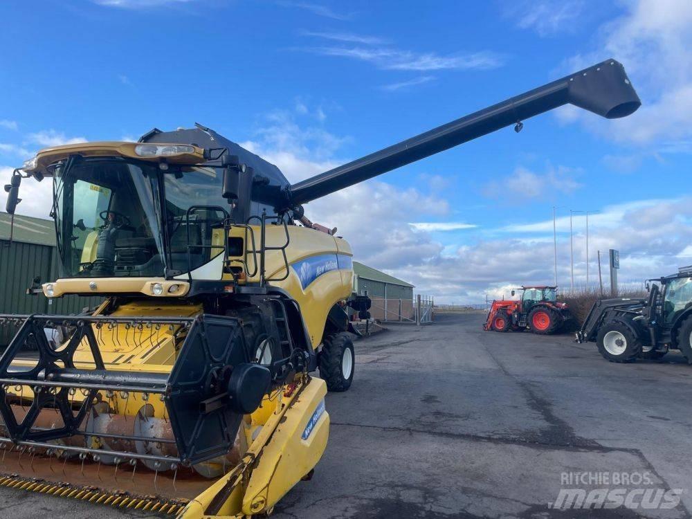New Holland CX 780 Комбайни