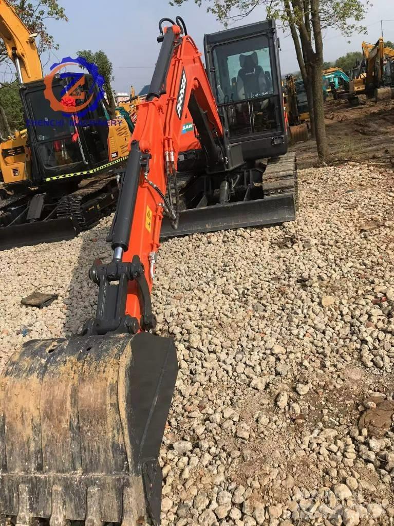 Doosan DX 60 Мини екскаватори < 7 т