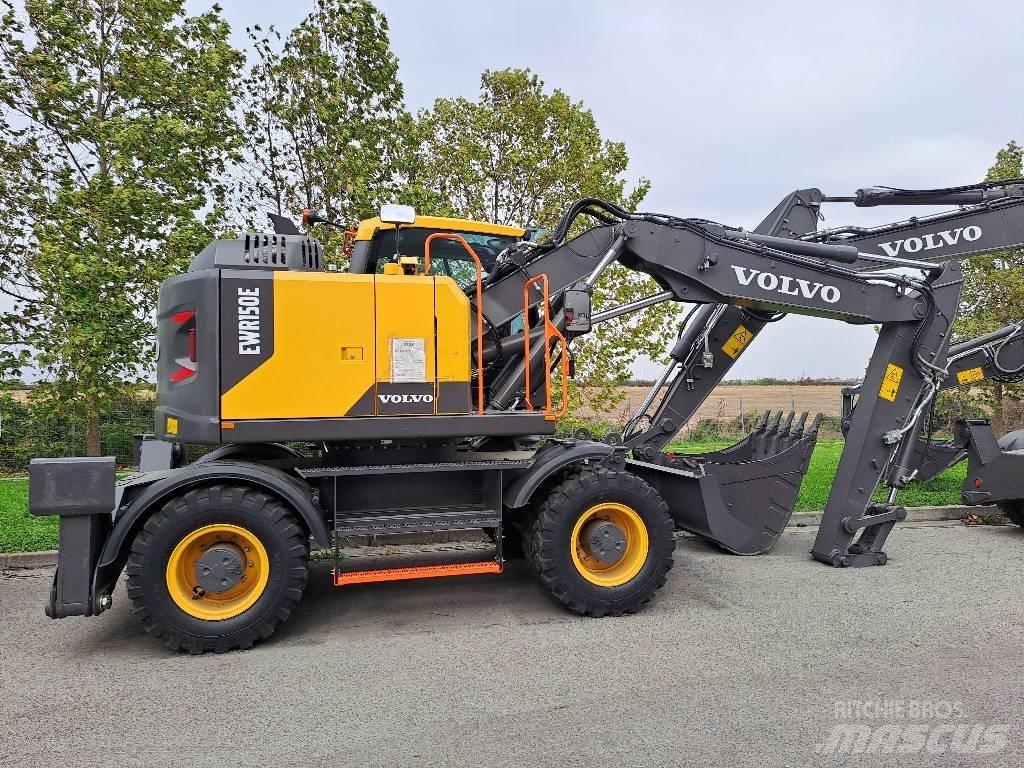 Volvo EWR150E Колесни екскаватори