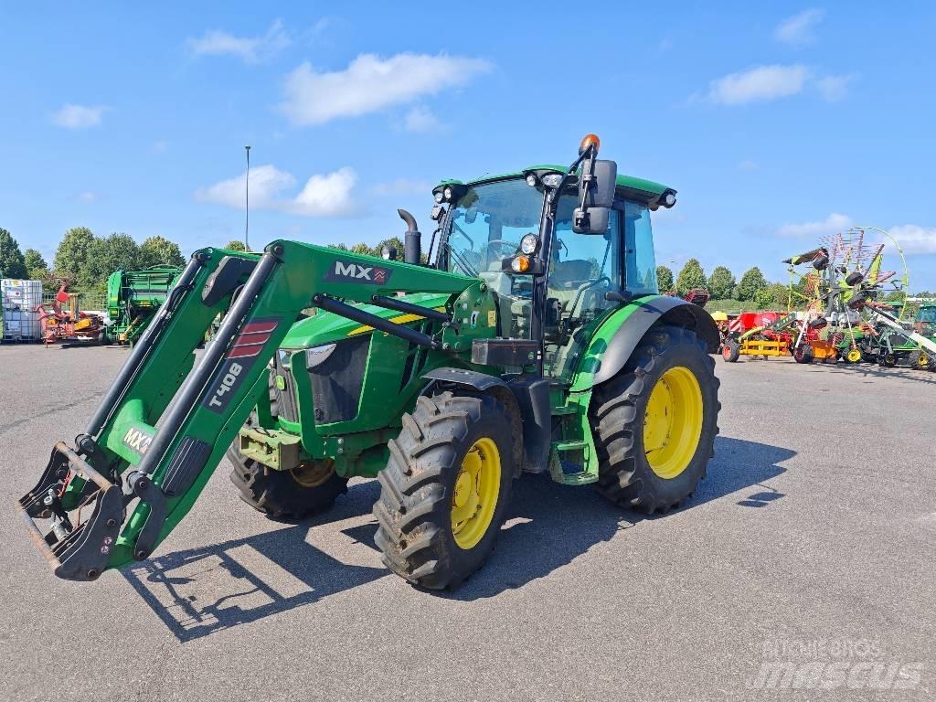 John Deere 5115 R Трактори