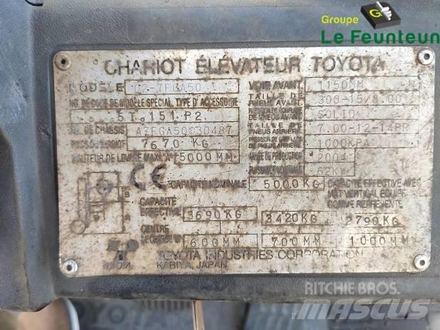 Toyota 02-7 FG A 50 Камиони с АГУ