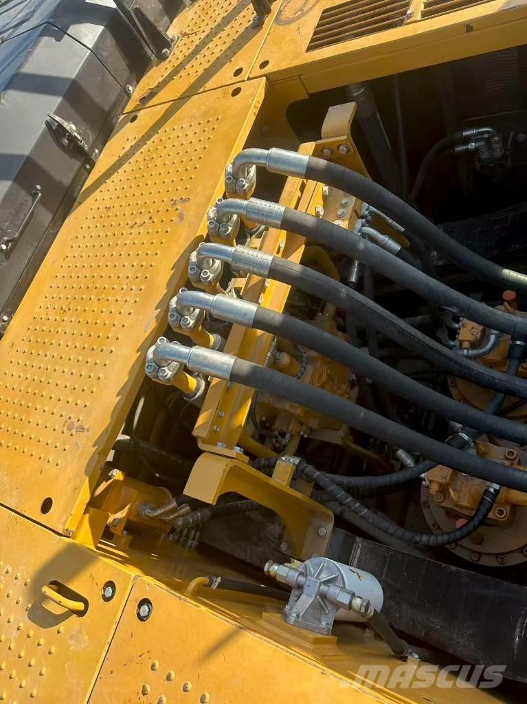 Sany 750 Верижен екскаватор