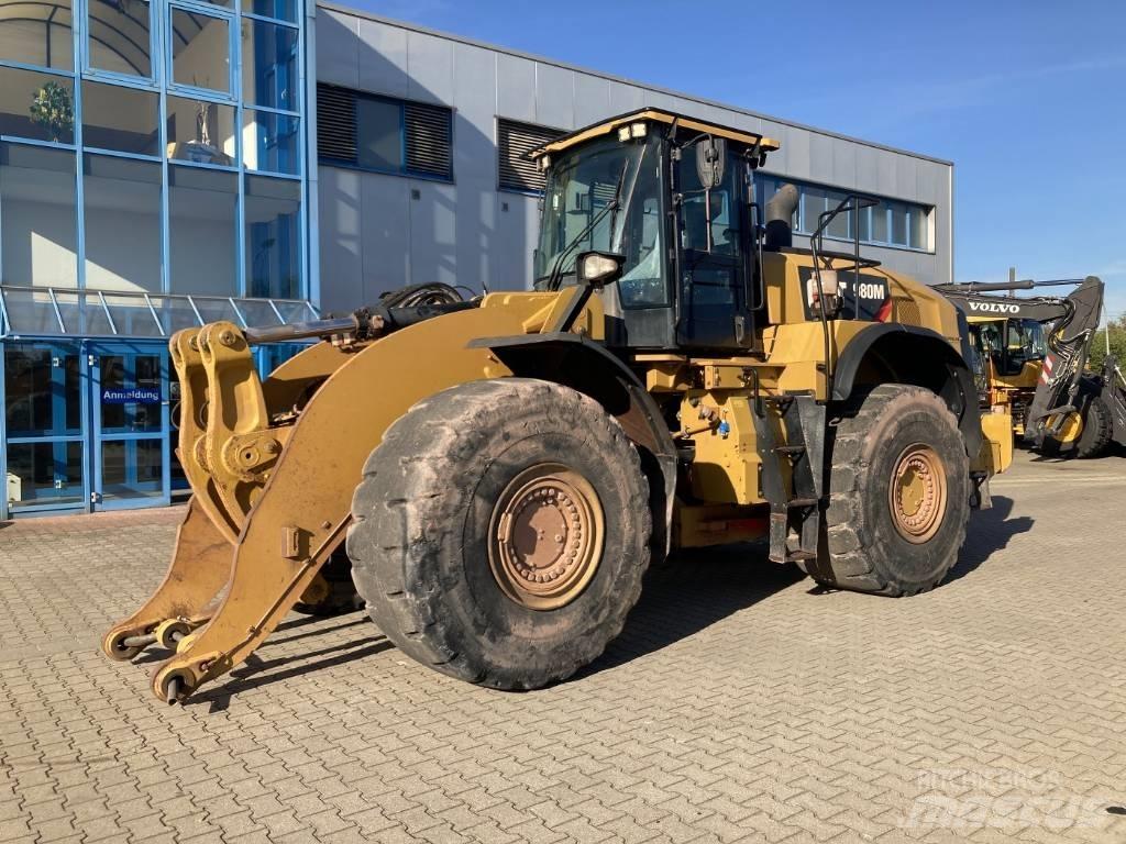 CAT 980 M Колесни товарачи