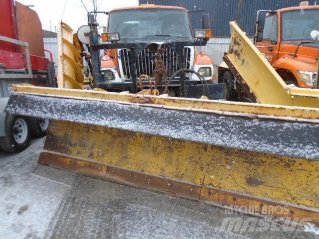 International 7400 Снегочистачки