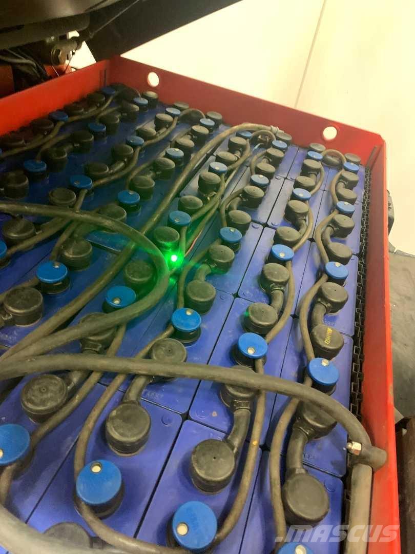 Linde E25 Електрически вилични кари-повдигачи