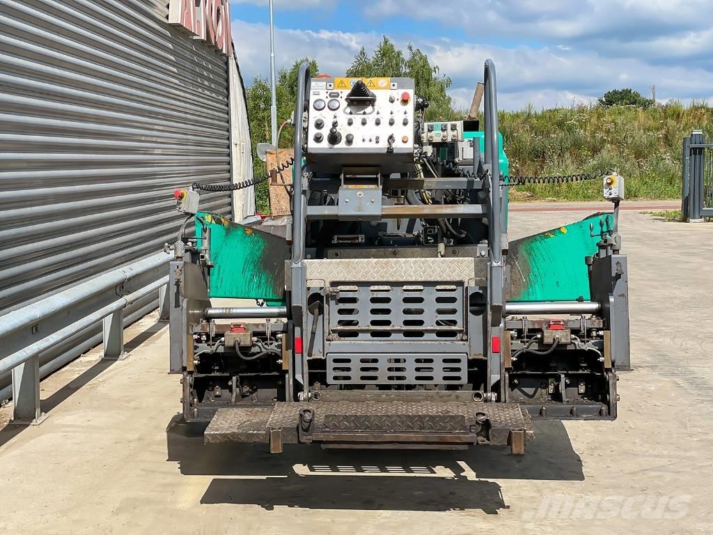 Vögele Super 800 Машини за асфалт