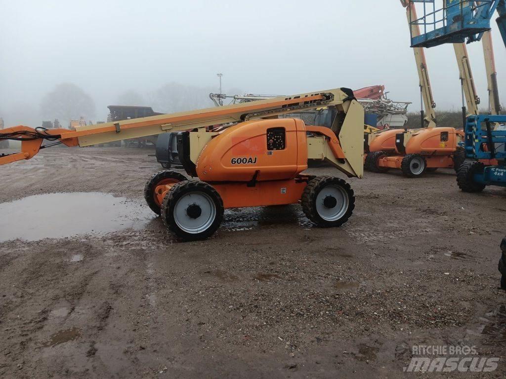 JLG 600AJ Съчленени стрелови подемници
