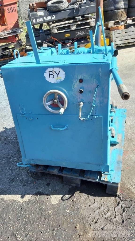 Hanix 32 HP Строителство - Други