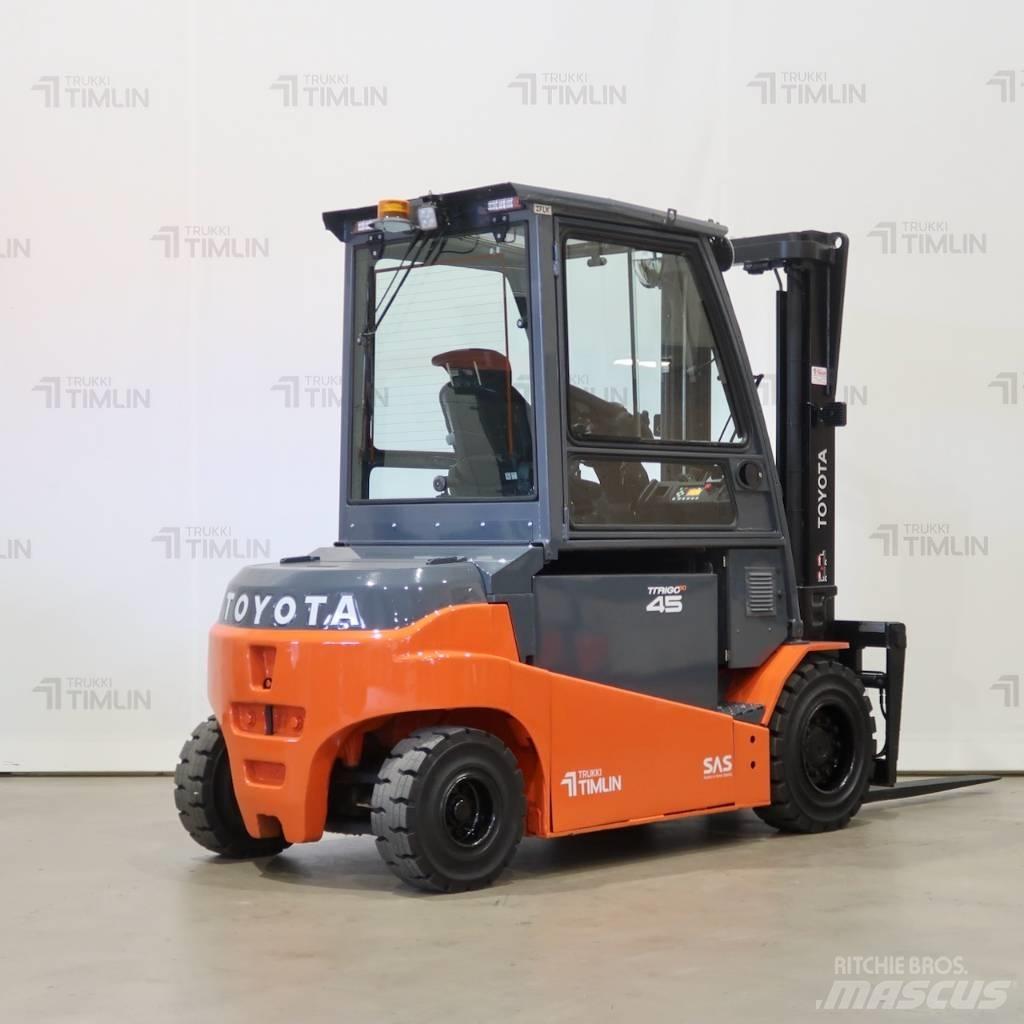 Toyota 8FBMT45 Електрически вилични кари-повдигачи