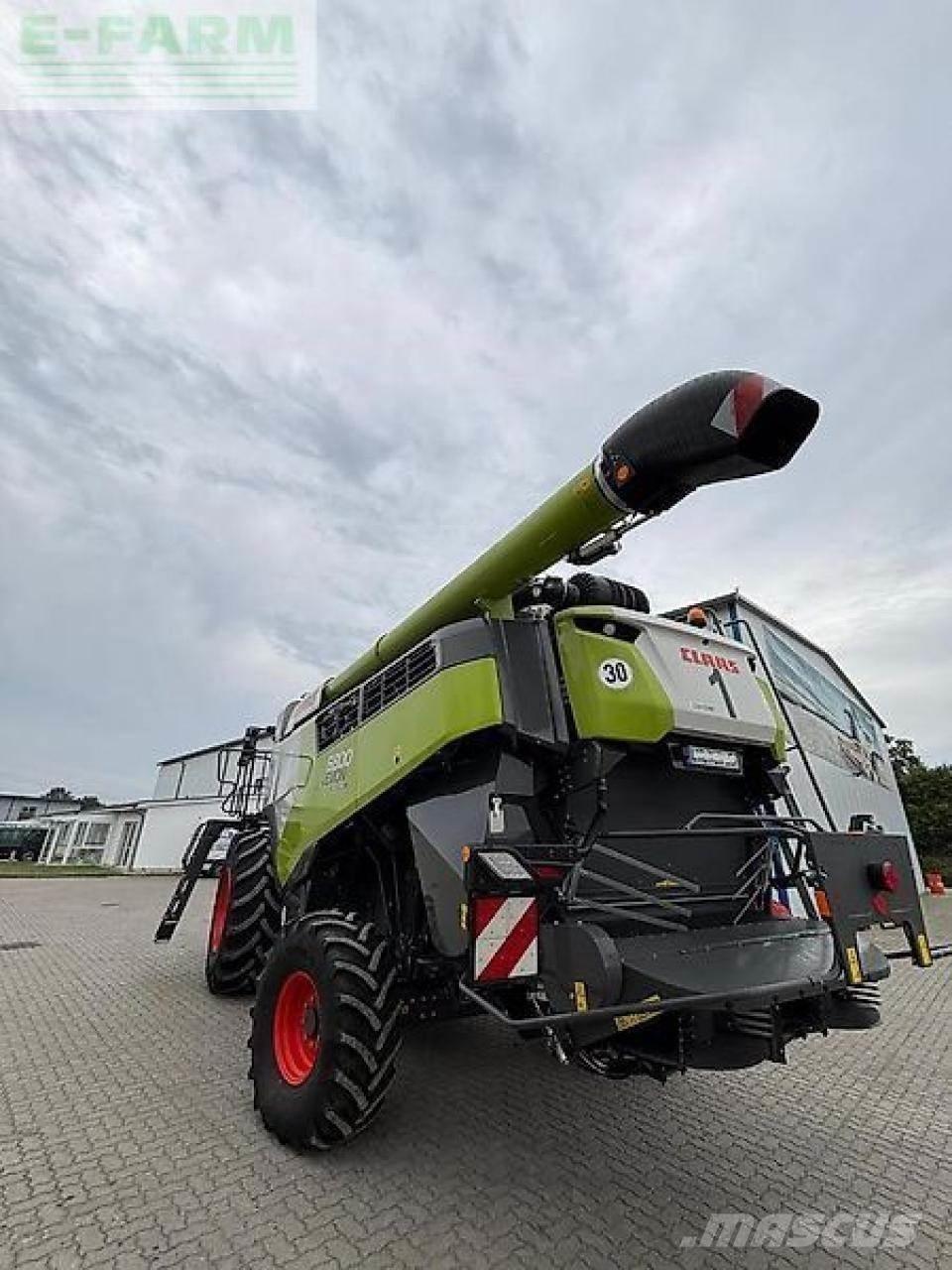 CLAAS lexion 6800 Комбайни