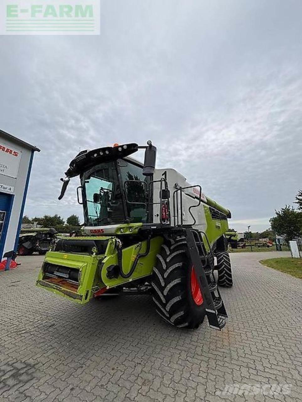 CLAAS lexion 6800 Комбайни
