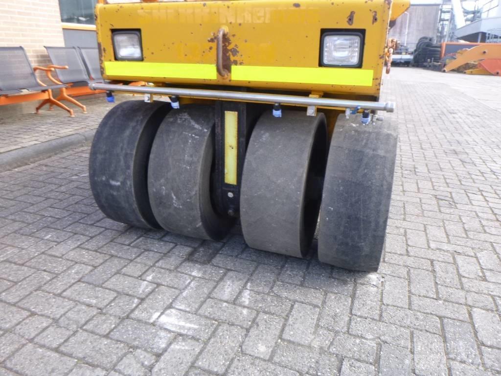 Sakai TS 160 Пневматични гумени  ролки

