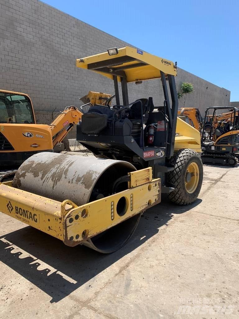 Bomag BW 177DH-50 Еднобарабанни ролки
