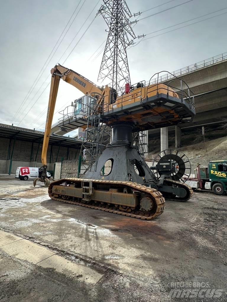 Liebherr ER 954C Оператори на отпадъци/индустрия
