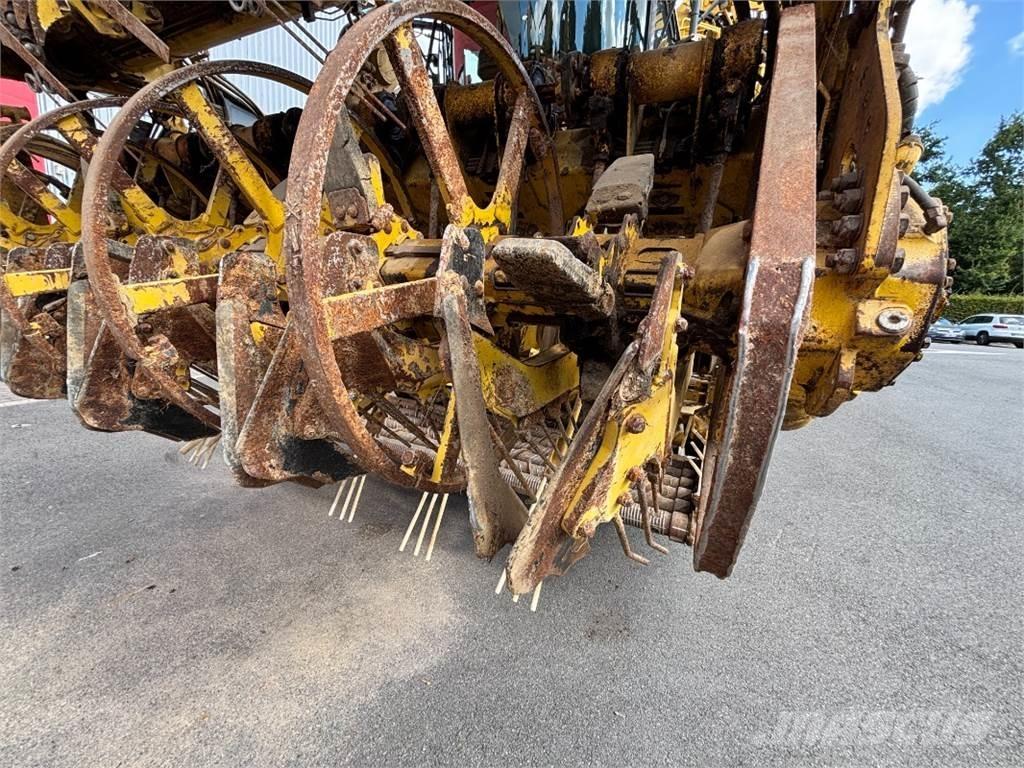 Ropa PANTHER 2 Комбайни за корени