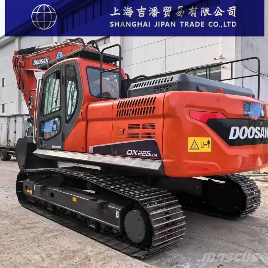 Doosan DX 225 Верижен екскаватор
