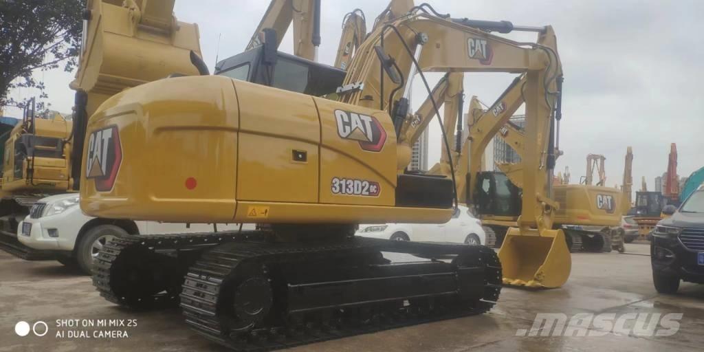 CAT 2021 CAT 313D2GC Колесни екскаватори