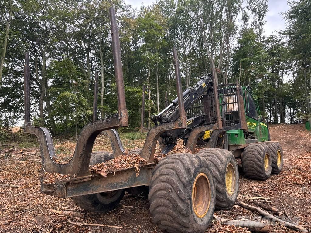 John Deere 1110 E Форуардери