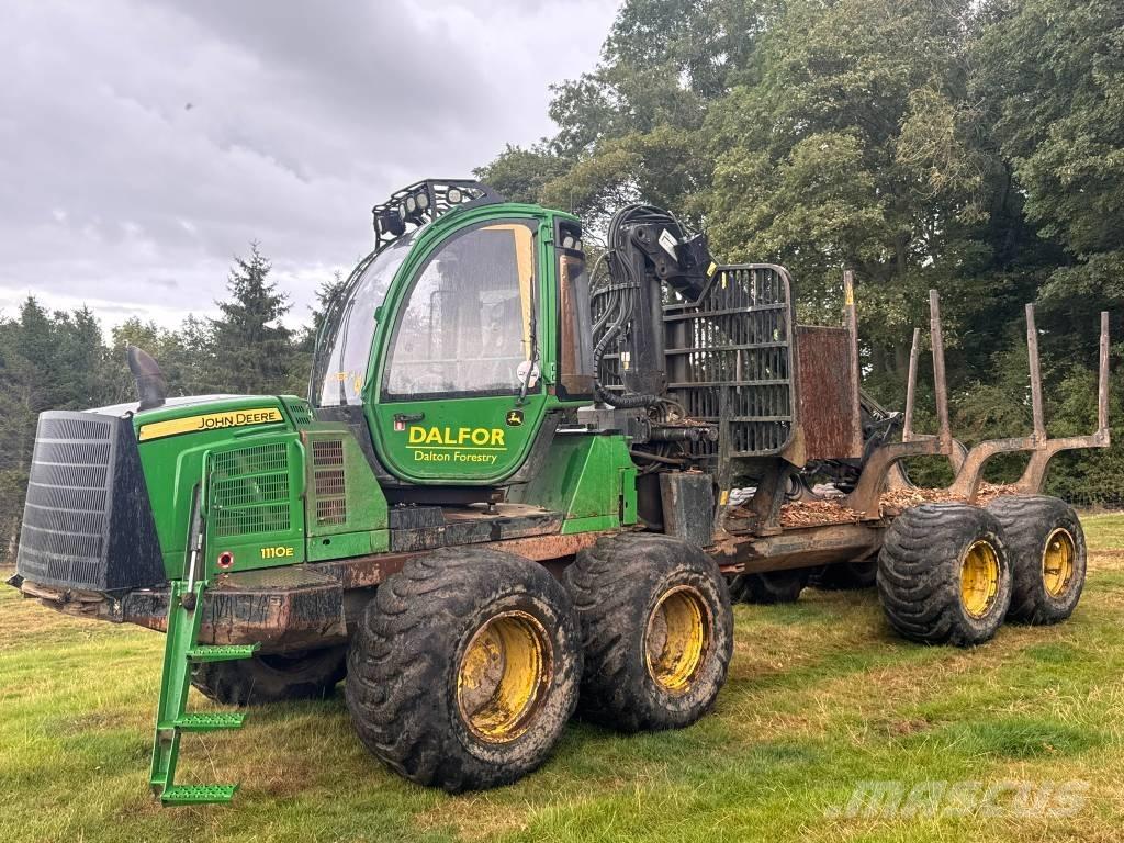 John Deere 1110 E Форуардери