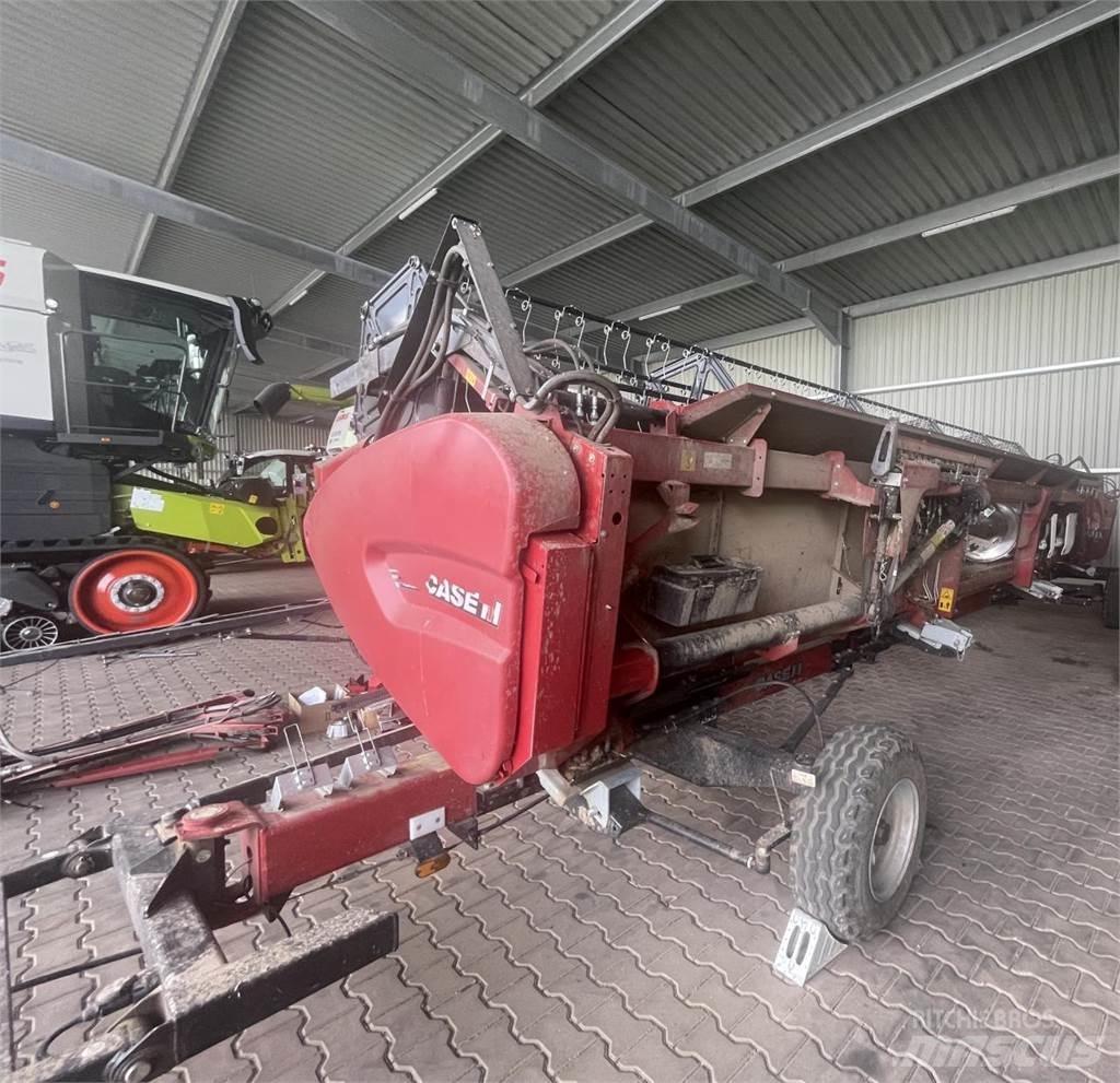 Case IH 8250 ASF Комбайни