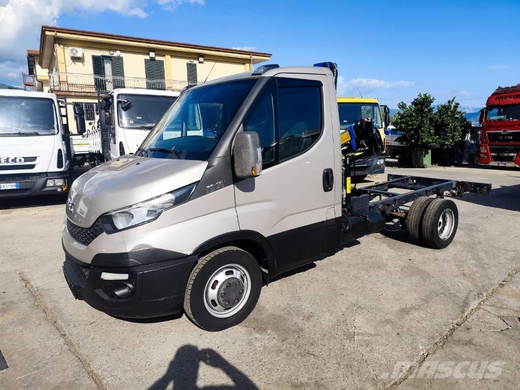 Iveco Daily 35-130 Автокранове