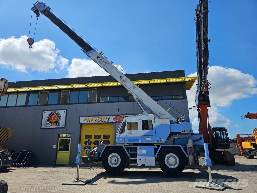 Tadano TR250E Всъдеходни кранове