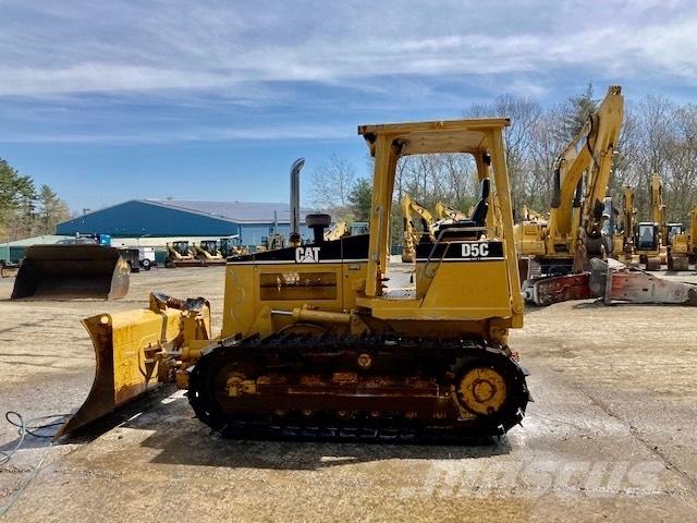 CAT D 5 C Верижни булдозери
