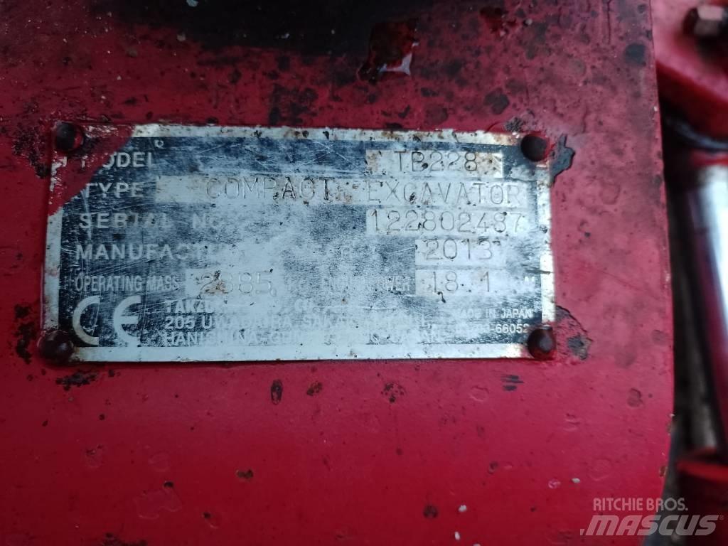 Takeuchi TB228 Мини екскаватори < 7 т