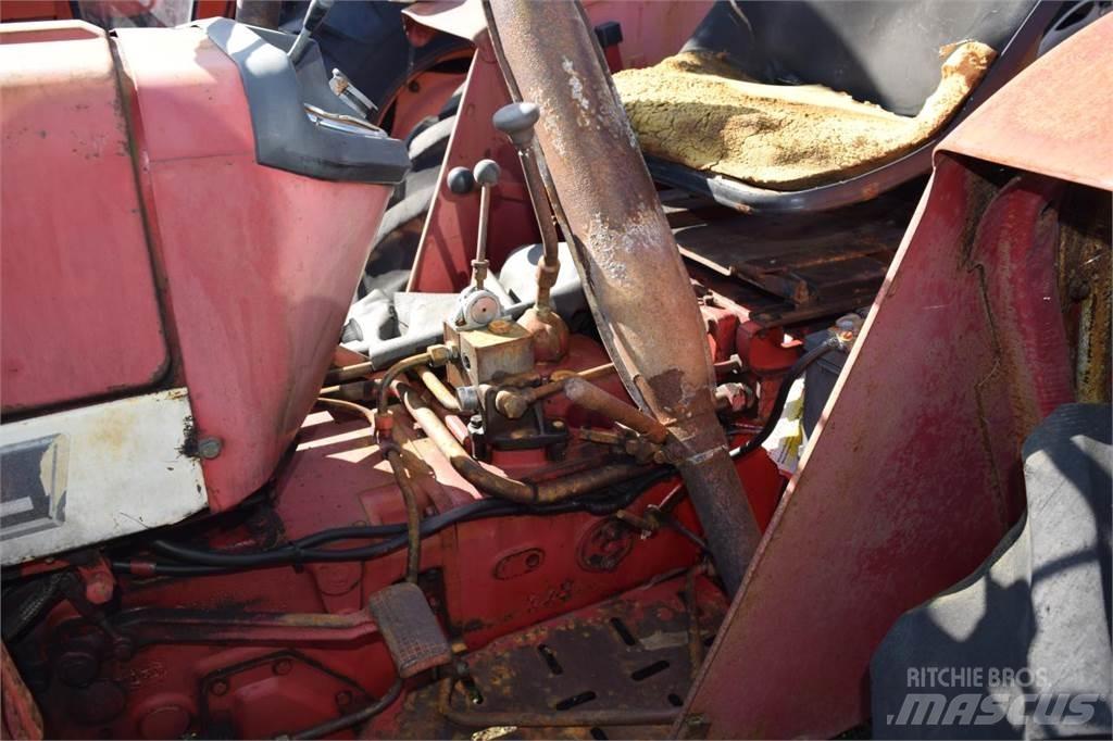 Case IH 383 Трактори