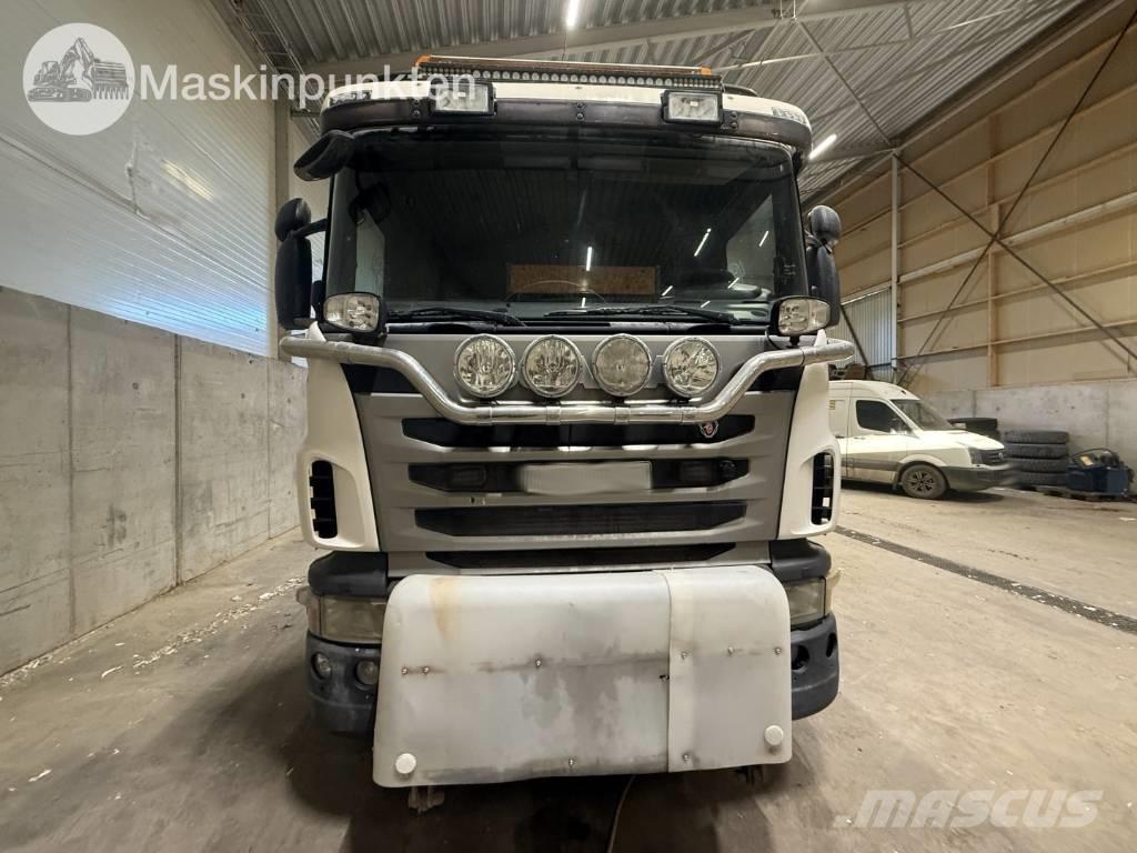 Scania Lastväxlare Камиони с кран с кука