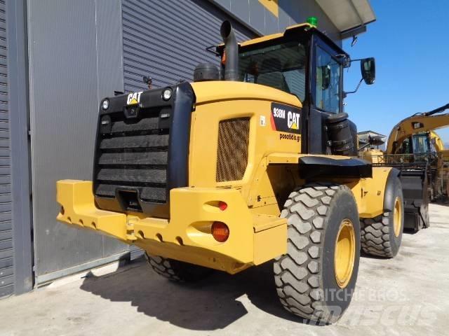 CAT 938M Колесни товарачи