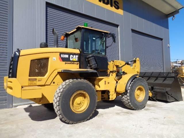 CAT 938M Колесни товарачи