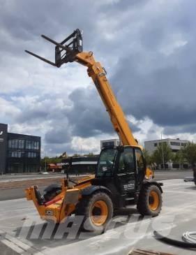 JCB 540-140 Телескопични товарачи
