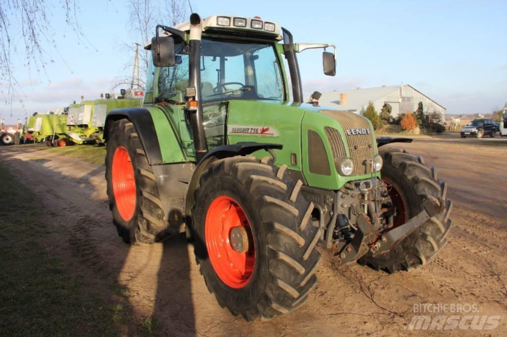 Fendt 716 Трактори