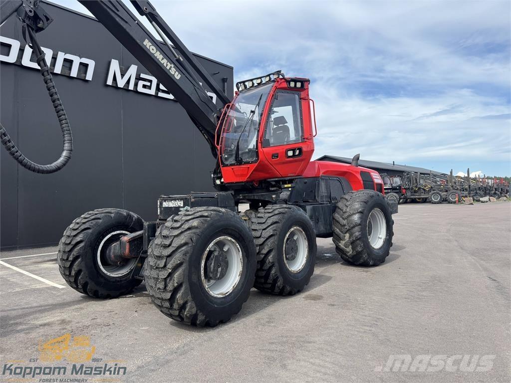 Komatsu 951 Харвестери