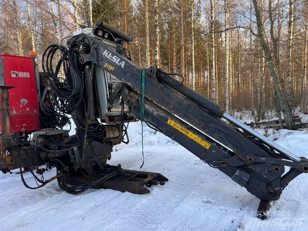 Kesla 2110T Каранове за дървен материал