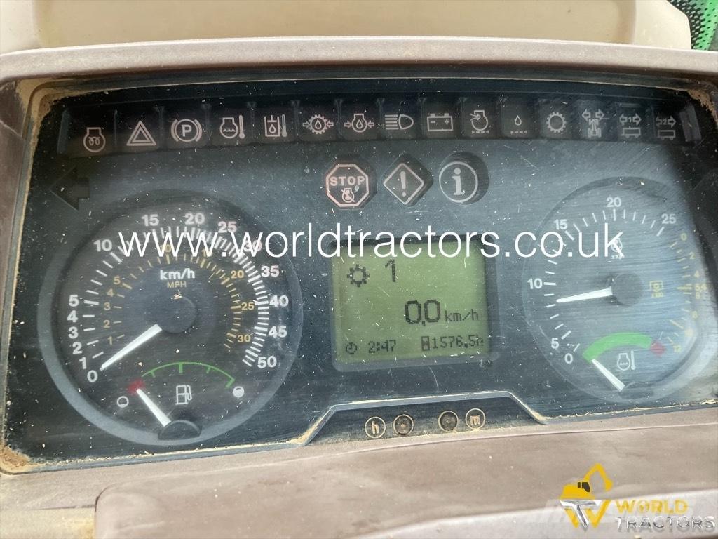 John Deere 6820 Трактори