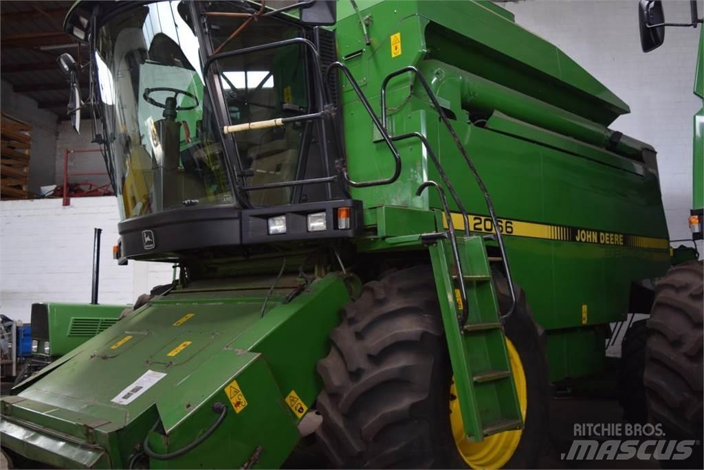John Deere 2066 Комбайни