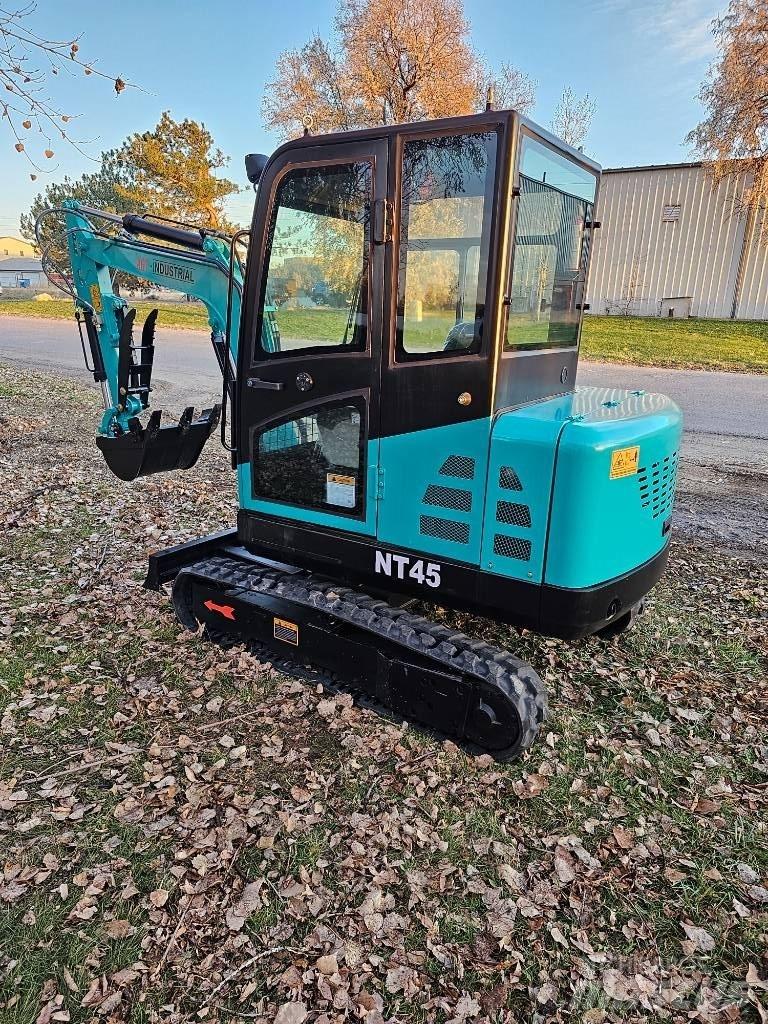 AGT NT45 Мини екскаватори < 7 т