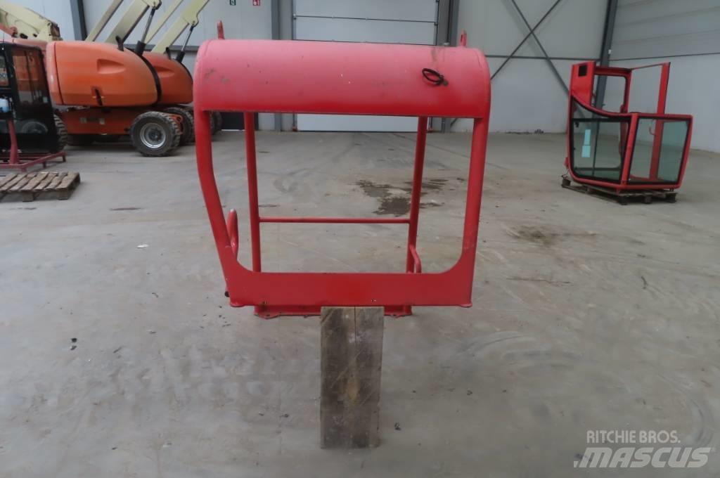 Volvo ECR 25 D Кабина