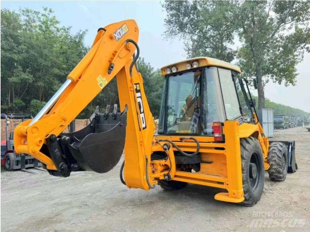 JCB 3 CX Товарач със заден ексватор