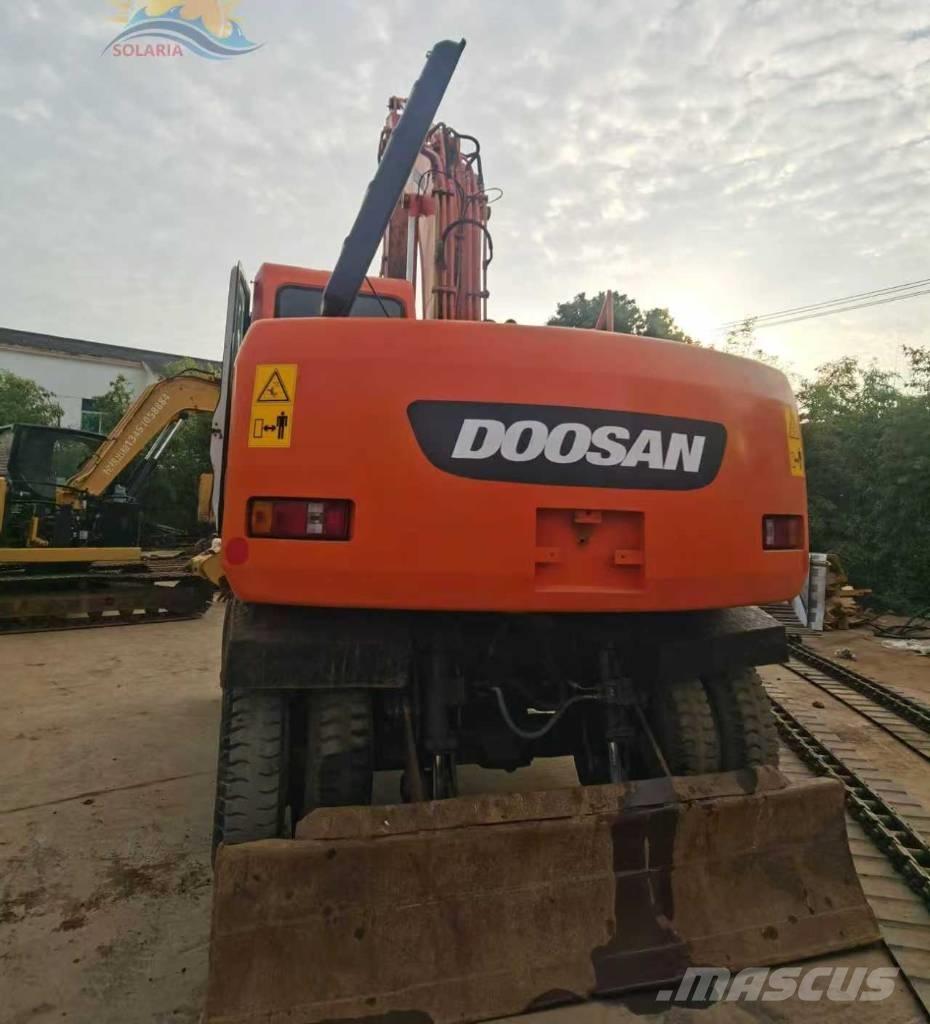 Doosan DH 150 W-7 Колесни екскаватори