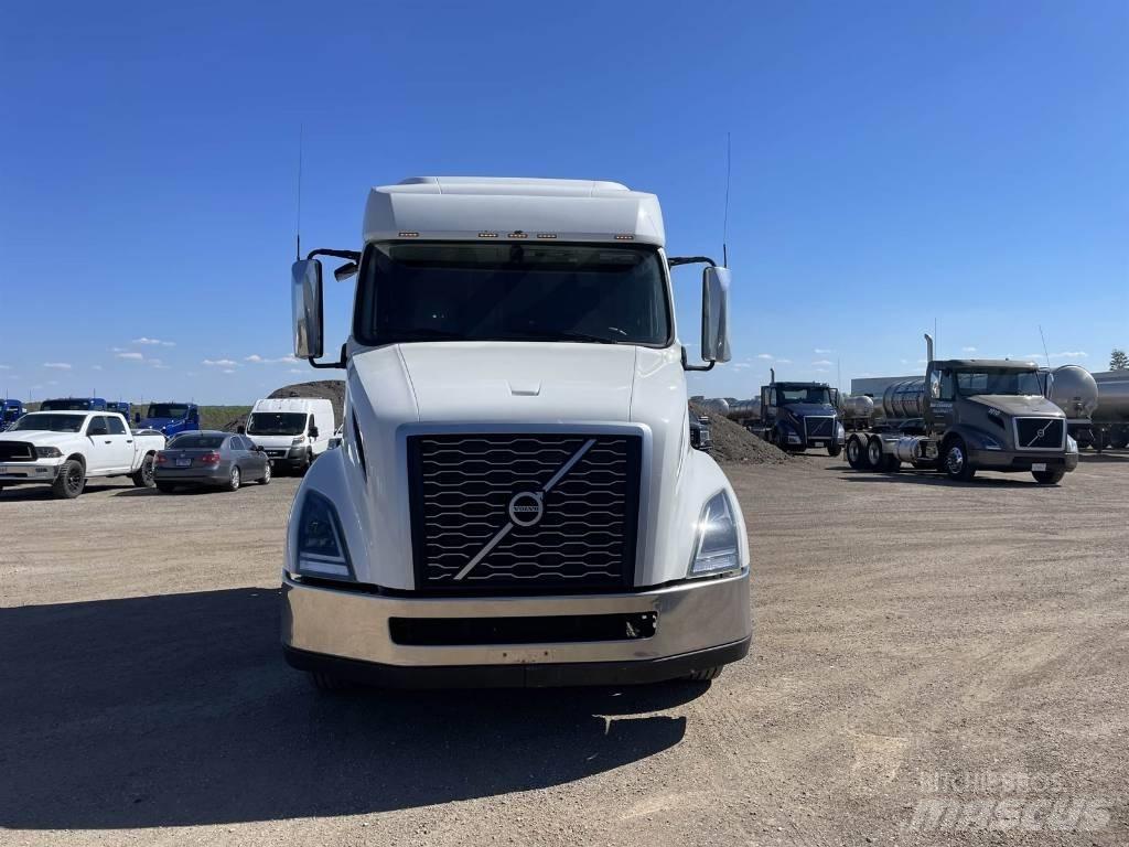 Volvo VNL 740 Влекачи